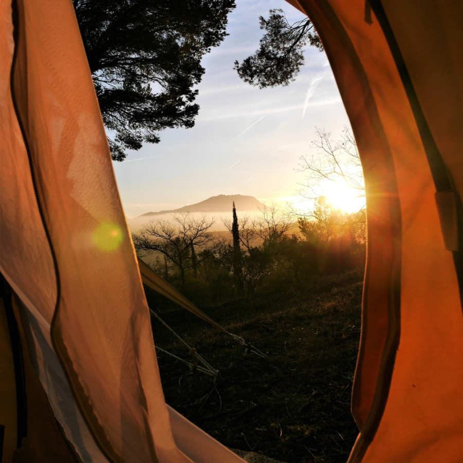 Expérience glamping en Provence en Lotus